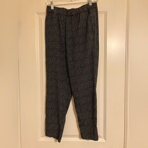 H&M Black and White Patterned Pants Size 8
